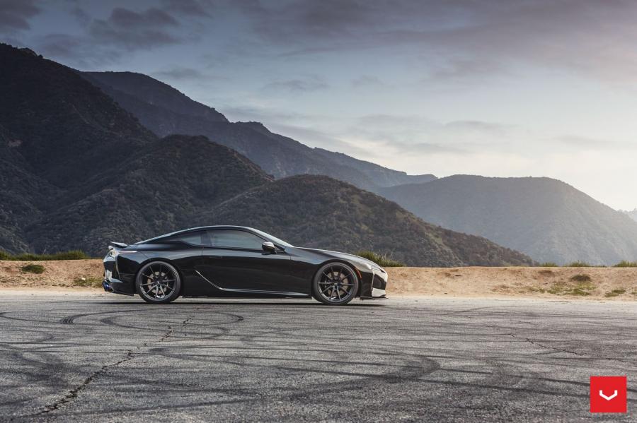  Lexus LC500 Obsidian on Vossen Wheels (HF-3) 2019 года  (фото 10 из 16)